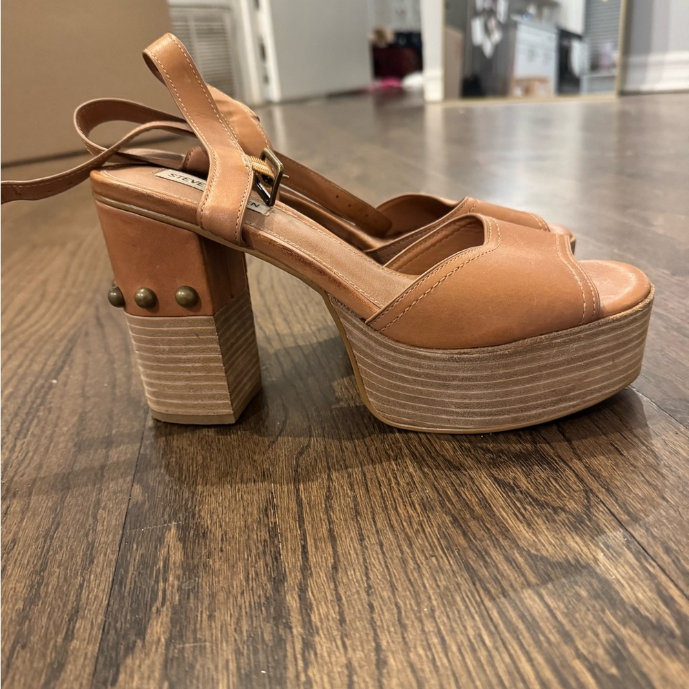 Steve Madden Platform Heels
